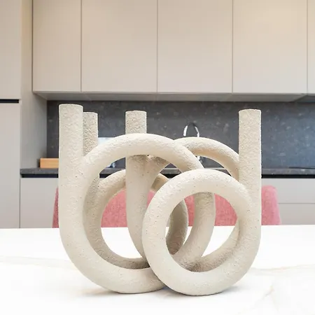 Anna - Free Private Parking Apartment *