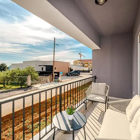 Anna - Free Private Parking Appartement Zadar