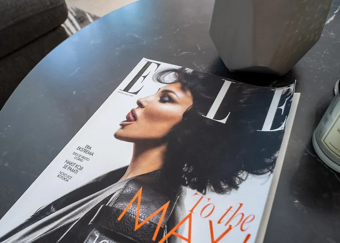 Anna - Free Private Parking דירה *